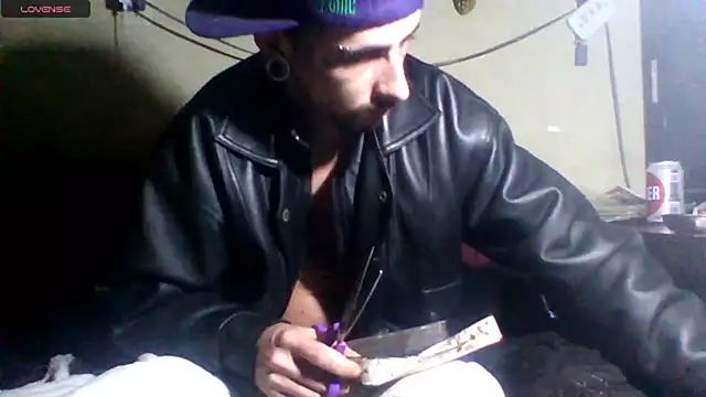 Snapshot of sellvageria chatting on July 24, 2026, 1:12 am sellvageria online show from July 24, 2026, 1:12 am