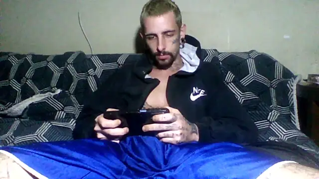 Snapshot of sellvageria chatting on June 11, 2026, 10:51 pm sellvageria online show from June 11, 2026, 10:51 pm