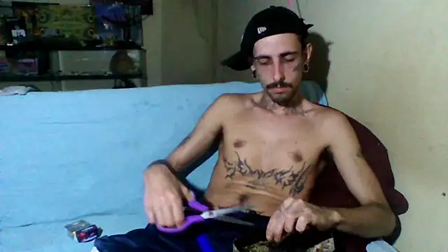 sellvageria online show from November 11, 2025, 9:20 pm