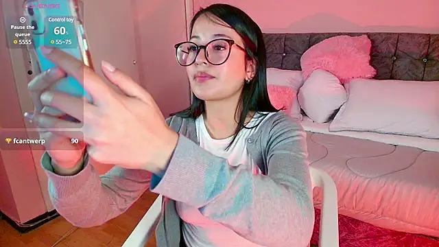 Snapshot of lovely__martina chatting on March 18, 2025, 6:06 pm lovely  martina online show from March 18, 2025, 6:06 pm