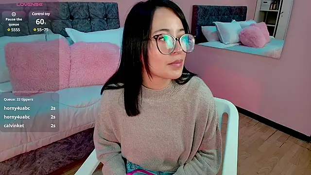 Snapshot of lovely__martina chatting on March 12, 2025, 7:58 pm lovely  martina online show from March 12, 2025, 7:58 pm