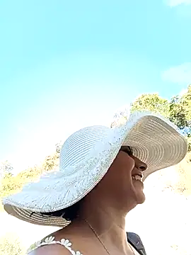 Snapshot of andreu_mature chatting on July 16, 2026, 9:23 pm andreu mature online show from July 16, 2026, 9:23 pm