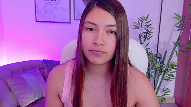 Snapshot of Abella_ruiz chatting on March 7, 2026, 12:39 am Abella ruiz online show from March 7, 2026, 12:39 am