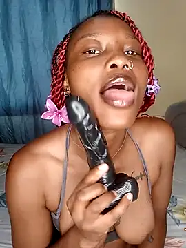 Snapshot of Pinky_shyee chatting on December 2, 2025, 7:10 am Pinky shyee online show from December 2, 2025, 7:10 am