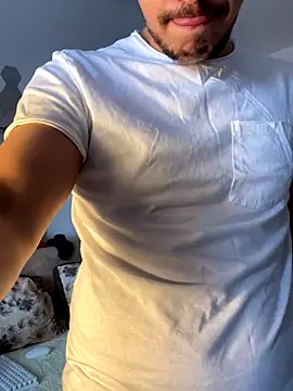 Snapshot of baramadalin chatting on December 2, 2025, 11:23 am baramadalin online show from December 2, 2025, 11:23 am