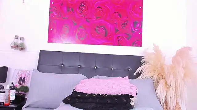 Adams Cloe online show from April 23, 2026, 10:33 am