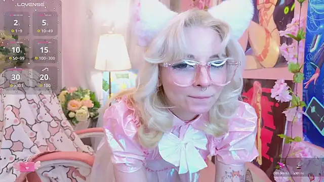 Coconut Mia online show from February 3, 2025, 8:46 pm