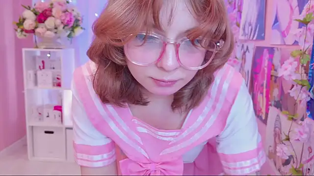 Coconut Mia online show from January 12, 2026, 4:14 pm