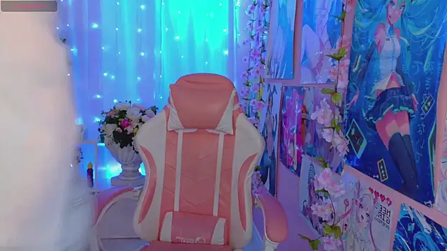 Coconut Mia online show from May 7, 2026, 6:22 pm