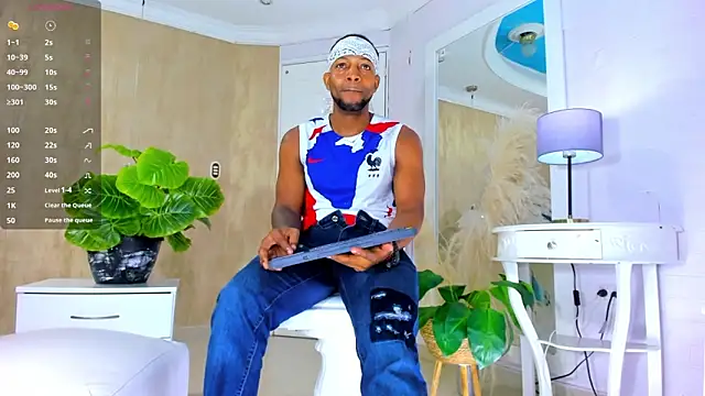 Snapshot of RicoBrown777_ chatting on June 14, 2026, 3:52 am RicoBrown777 online show from June 14, 2026, 3:52 am