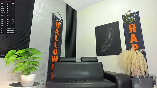 Snapshot of RicoBrown777_ chatting on October 8, 2025, 5:20 am RicoBrown777 online show from October 8, 2025, 5:20 am