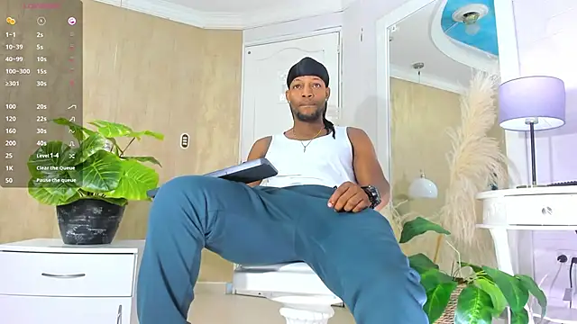 Snapshot of RicoBrown777_ chatting on June 30, 2026, 4:01 am RicoBrown777 online show from June 30, 2026, 4:01 am