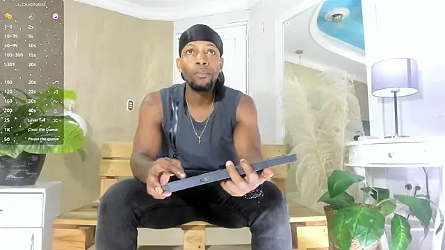 Snapshot of RicoBrown777_ chatting on July 2, 2026, 3:56 am RicoBrown777 online show from July 2, 2026, 3:56 am