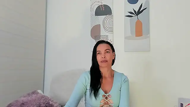 Evawalker  online show from October 13, 2025, 10:54 pm