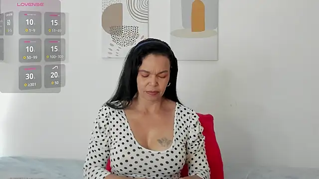 Evawalker  online show from July 15, 2026, 2:02 pm