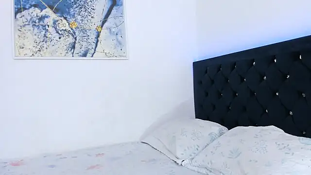 Snapshot of MissMaria chatting on December 5, 2024, 3:42 am MissMaria online show from December 5, 2024, 3:42 am