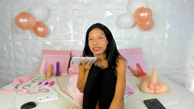 AndreaPinkNaughty online show from January 29, 2025, 12:24 pm