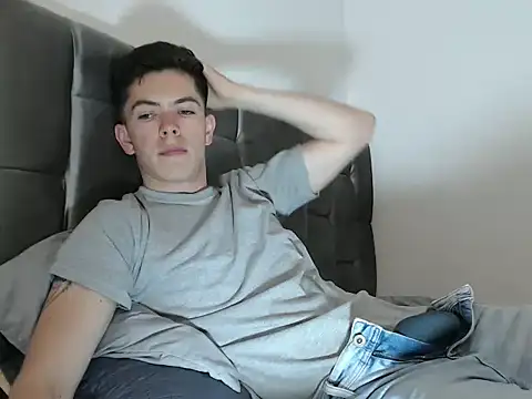 Eliantg online show from September 22, 2025, 11:11 pm