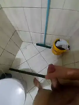 Snapshot of novinho_rosado chatting on December 29, 2024, 9:09 pm novinho rosado online show from December 29, 2024, 9:09 pm