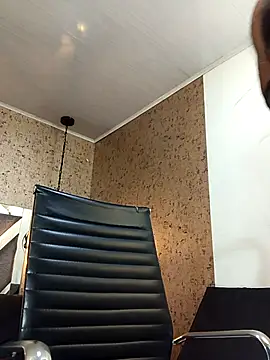 Snapshot of Michelle_Brito1 chatting on October 15, 2025, 7:55 pm Michelle Brito1 online show from October 15, 2025, 7:55 pm