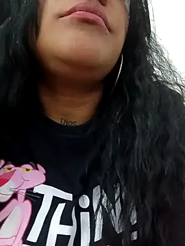 Michelle Brito1 online show from March 7, 2025, 11:05 pm