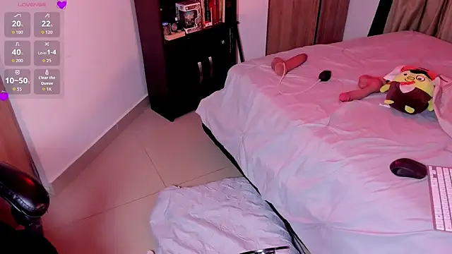 Snapshot of LilyRobertts chatting on November 27, 2025, 2:34 am LilyRobertts online show from November 27, 2025, 2:34 am