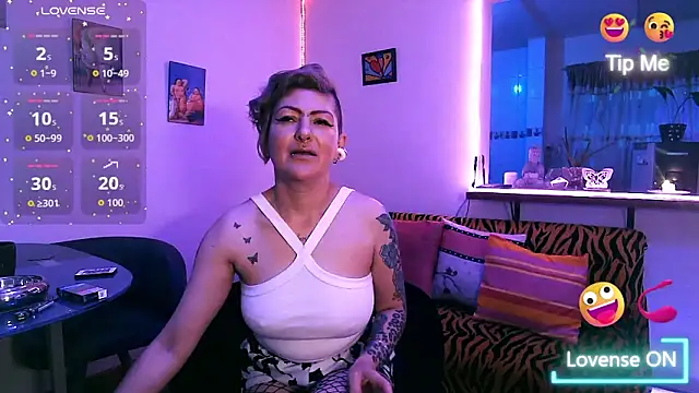 Maria fernandaxxx  online show from October 12, 2025, 7:04 pm