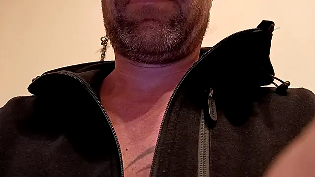 Snapshot of Timbojan28 chatting on January 14, 2026, 8:56 pm Timbojan28 online show from January 14, 2026, 8:56 pm