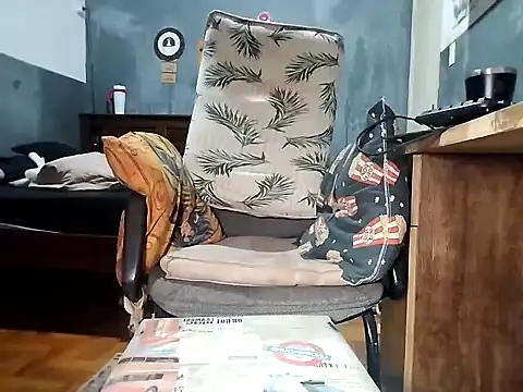 bumbumtatuado online show from February 17, 2026, 11:57 pm