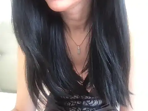 Snapshot of paolajonez chatting on June 28, 2026, 2:34 pm paolajonez online show from June 28, 2026, 2:34 pm