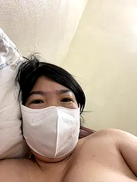 Snapshot of Hachi_Sweetbabie_ chatting on November 17, 2025, 8:57 pm Hachi Sweetbabie online show from November 17, 2025, 8:57 pm