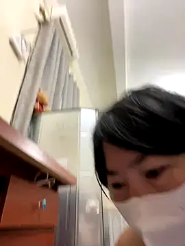 Snapshot of Hachi_Sweetbabie_ chatting on October 23, 2025, 10:30 pm Hachi Sweetbabie online show from October 23, 2025, 10:30 pm