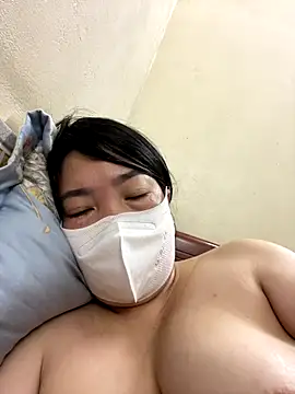 Snapshot of Hachi_Sweetbabie_ chatting on November 16, 2025, 12:26 am Hachi Sweetbabie online show from November 16, 2025, 12:26 am