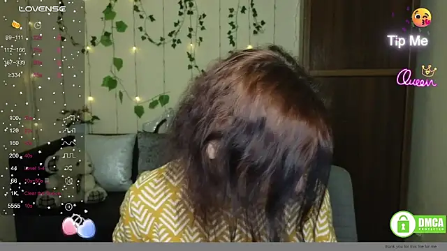 Muse kitty jenia online show from April 30, 2026, 5:31 pm