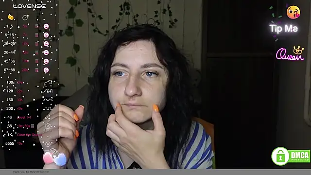 Muse kitty jenia online show from June 18, 2026, 5:28 am