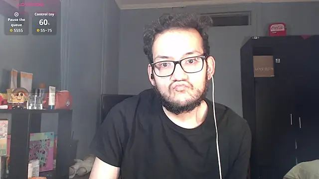 NachoPixelSM1 online show from August 4, 2026, 2:05 am