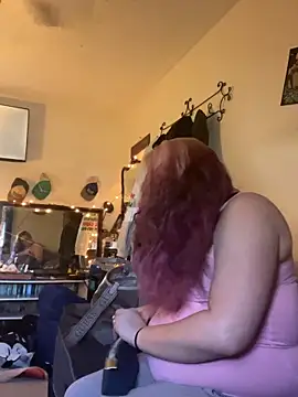 Lalalynn online show from February 5, 2026, 9:43 pm