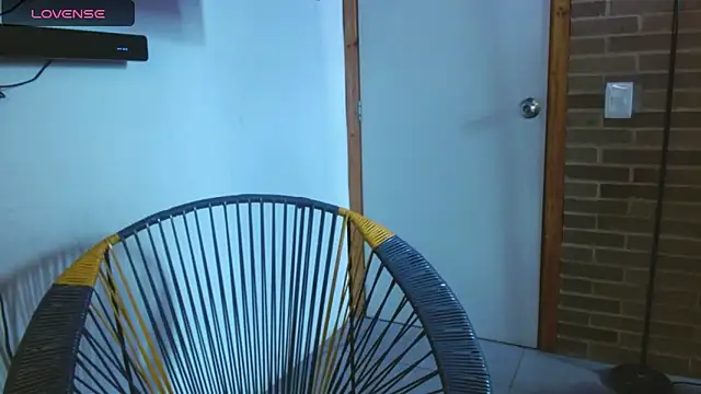 Snapshot of helenacyruss chatting on November 19, 2025, 3:01 pm helenacyruss online show from November 19, 2025, 3:01 pm