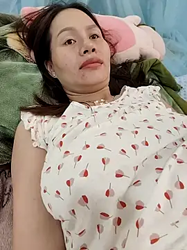 Snapshot of Baby-ladyass20 chatting on October 1, 2025, 2:06 am Baby-ladyass20 online show from October 1, 2025, 2:06 am