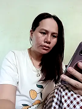 Snapshot of Baby-ladyass20 chatting on September 14, 2025, 4:02 am Baby-ladyass20 online show from September 14, 2025, 4:02 am