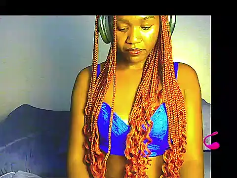 lilylovexx online show from December 23, 2025, 4:34 am