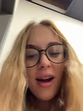 enjoy my beauty online show from February 13, 2026, 6:46 am