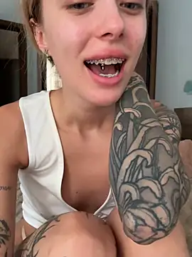enjoy my beauty online show from July 7, 2026, 1:25 pm