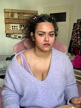 Curvydesifromgermany online show from March 27, 2026, 12:50 pm