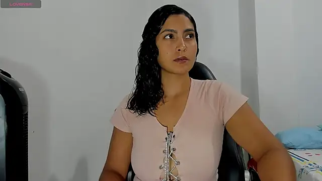 Snapshot of sofiaparker8 chatting on June 14, 2026, 11:50 pm sofiaparker8 online show from June 14, 2026, 11:50 pm