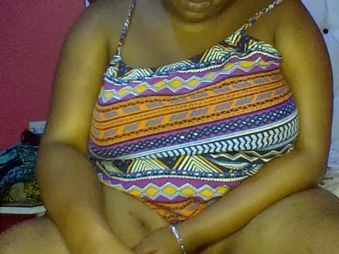 zoey10 online show from November 7, 2025, 6:45 pm