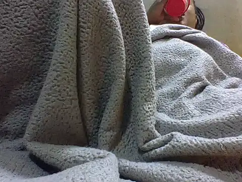 zoey10 online show from October 31, 2025, 7:21 pm