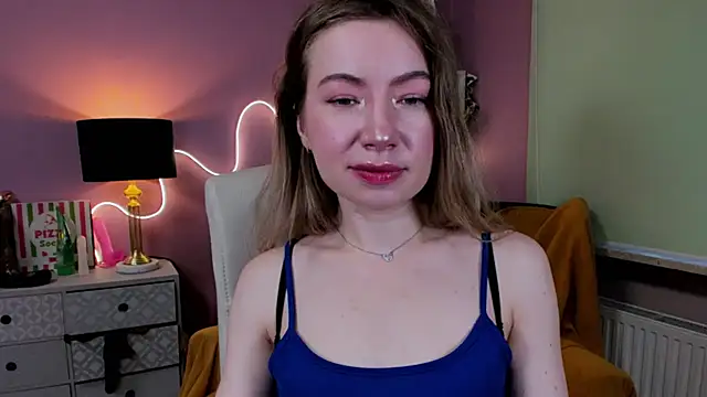 Snapshot of Mia_Tasty chatting on November 13, 2025, 7:34 am Mia Tasty online show from November 13, 2025, 7:34 am