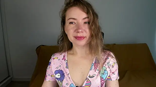 Snapshot of Mia_Tasty chatting on July 22, 2026, 6:26 am Mia Tasty online show from July 22, 2026, 6:26 am