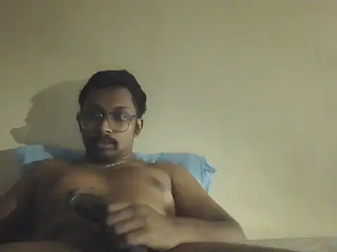 chennaibull101 online show from December 2, 2025, 10:44 pm